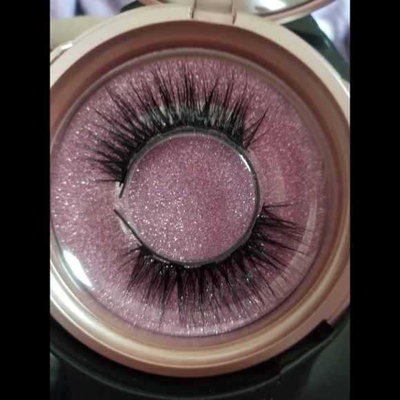 Magnetic false eyelashes eyeliner set with mirror - Picture 9 of 9